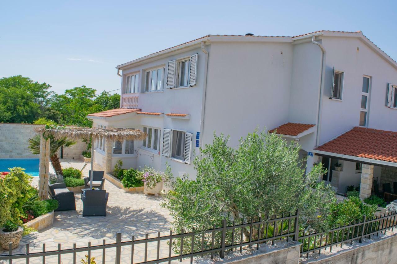Apartments Solta Gornje Selo Kültér fotó