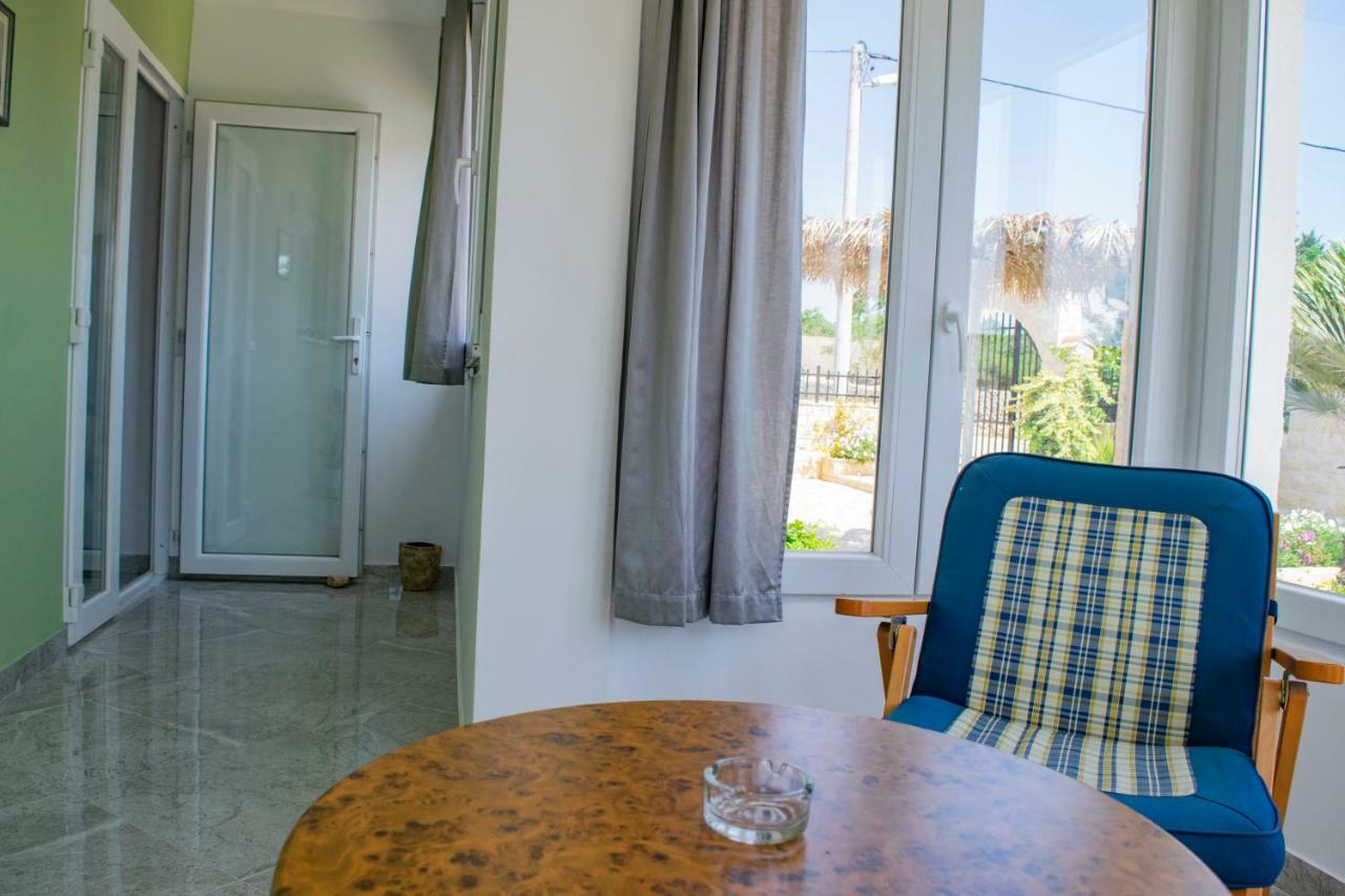 Apartments Solta Gornje Selo Kültér fotó